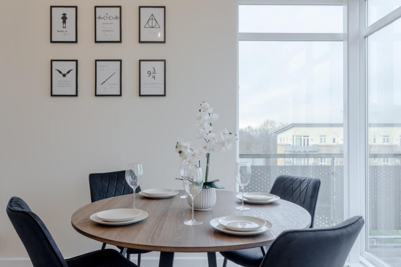Premium Nights - Harry Potter, Professional, Family Apartment